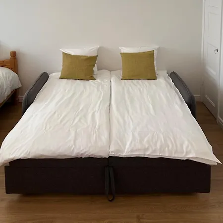 Charming City Studio, 10 Min Walk To Train Station Stockholm Exterior photo
