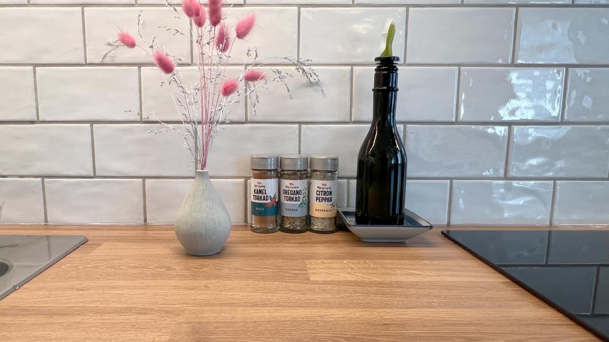 Charming Studio, 10 Min Walk To Train Station * Tukholma